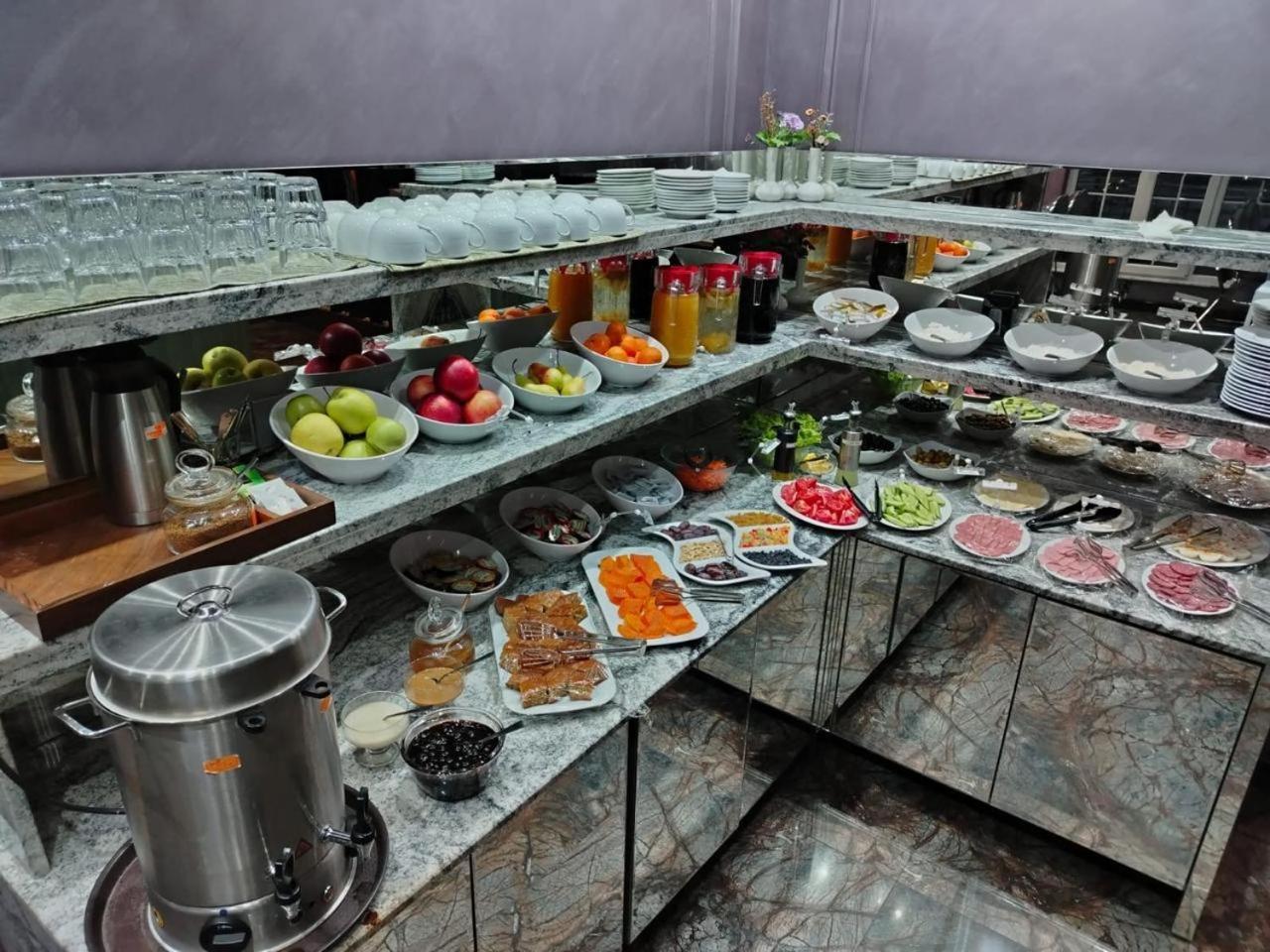 Home Suites Baku-Halal Hotel מראה חיצוני תמונה